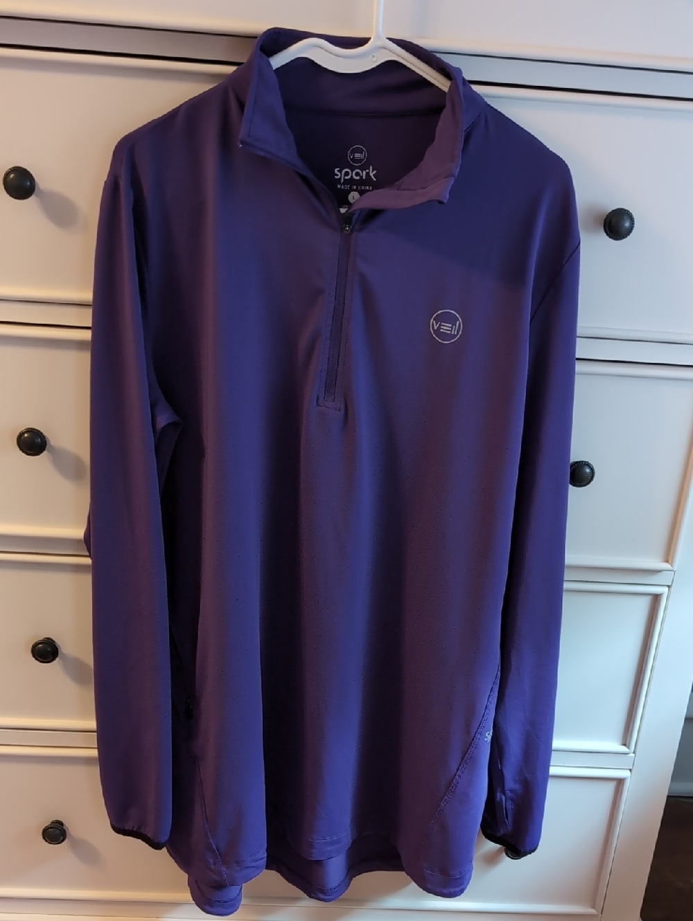 Veil Spark Quarter-Zip Pullover in Deep Purple Size L